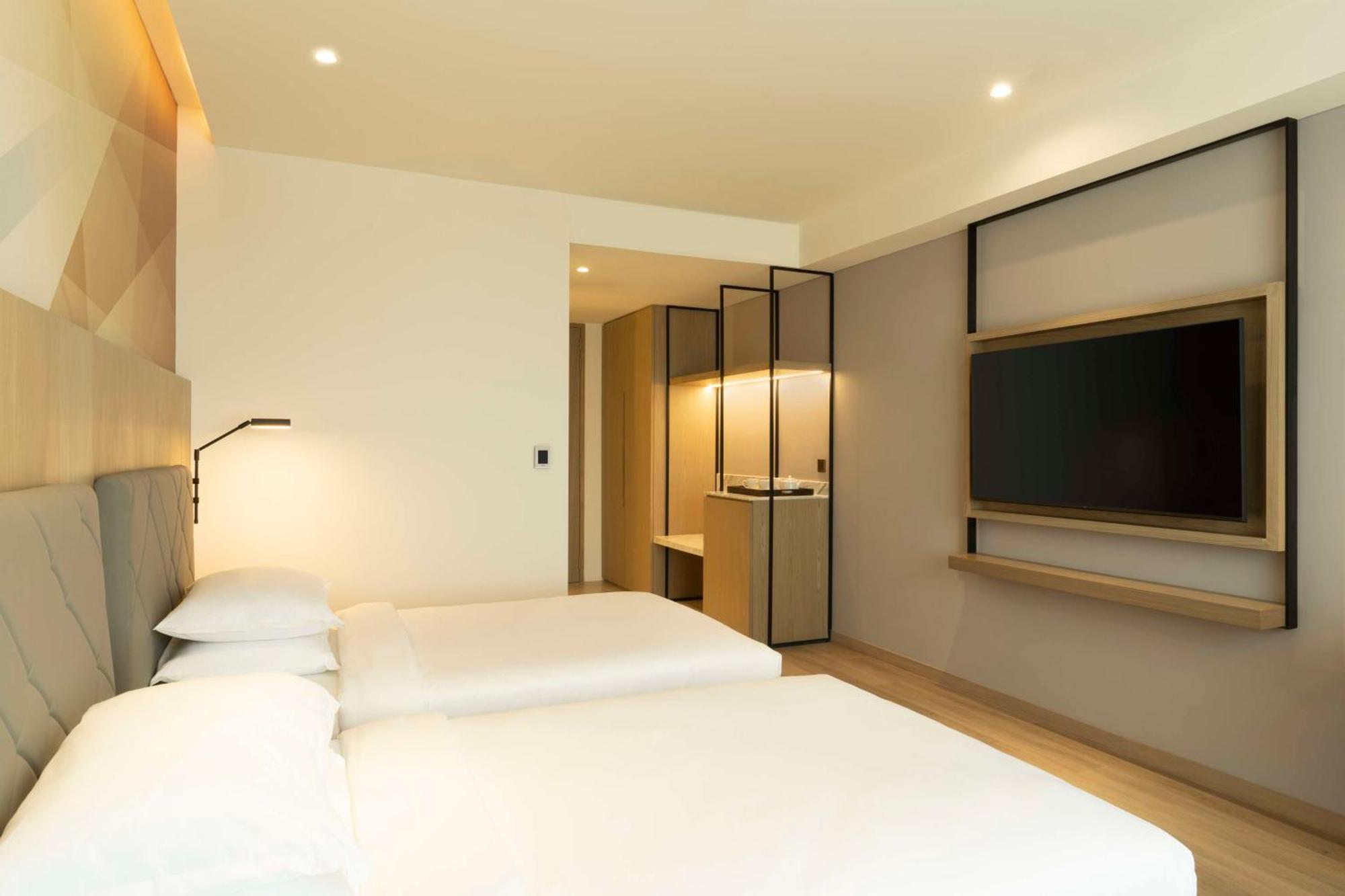 Hyatt Place Bharuch Exterior photo